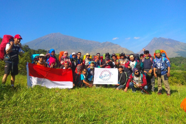 Pendakian Bersama Rinjani 3726 MDPL